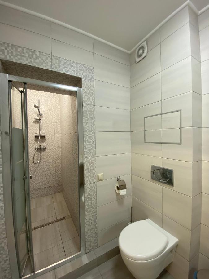 Hotel Obolon Kiew Exterior foto